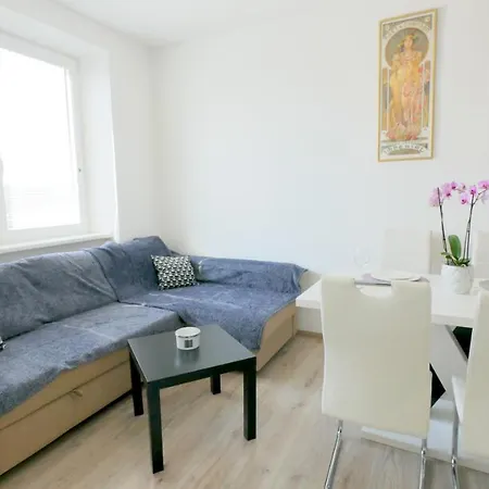 Apartment U Louckeho Klastera 2 Kk *